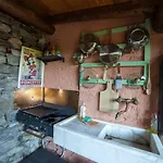 Rum i privatbostad La Vecchia Casa Rosa Cannero Riviera