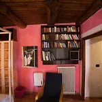 La Vecchia Casa Rosa *